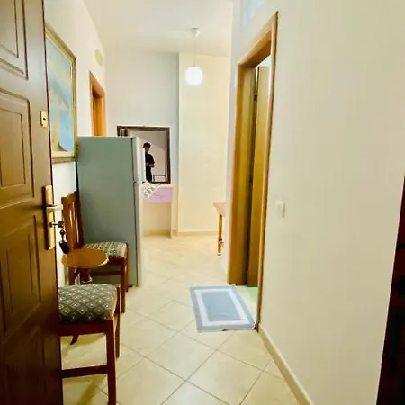 Likaj Appartement *